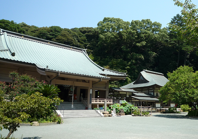 鎮国寺